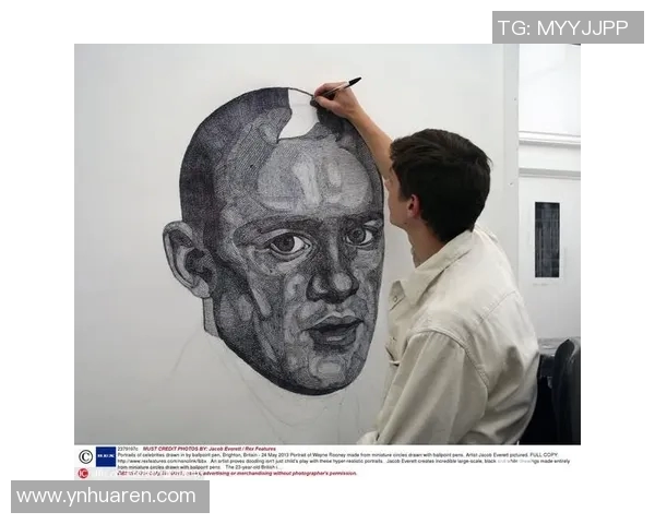 用圆珠笔描绘足球明星的艺术之旅与创作灵感分享