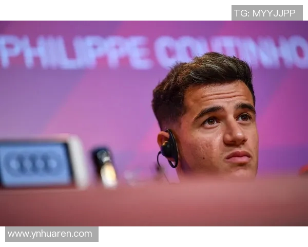 紫色衣服的足球明星如何在赛场上展现独特风采与个人魅力